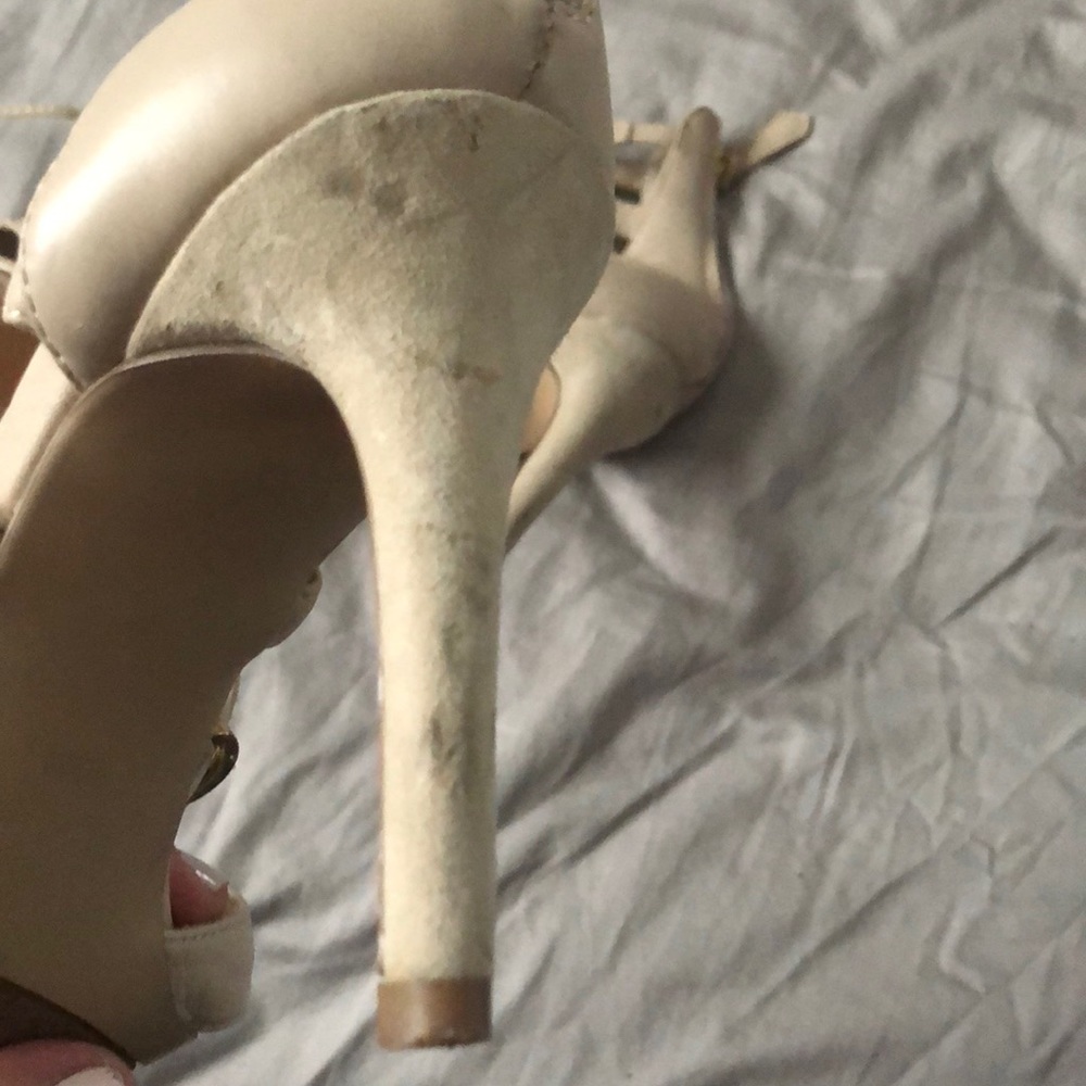 Marc fisher booties  lace up 8.5 nude - Picture 3 of 6